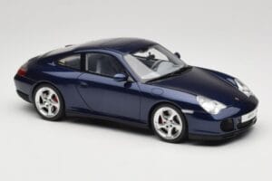 Porsche 911 996.2 Carrera 4S Tummansininen GT Spirit 1:18 GT938 Hartsi — kuva 4 / 6