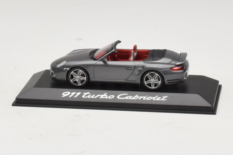 Porsche 911 997 Turbo Cabriolet Grey Metallic Minichamps 1:43 WAP02015218 Metalli