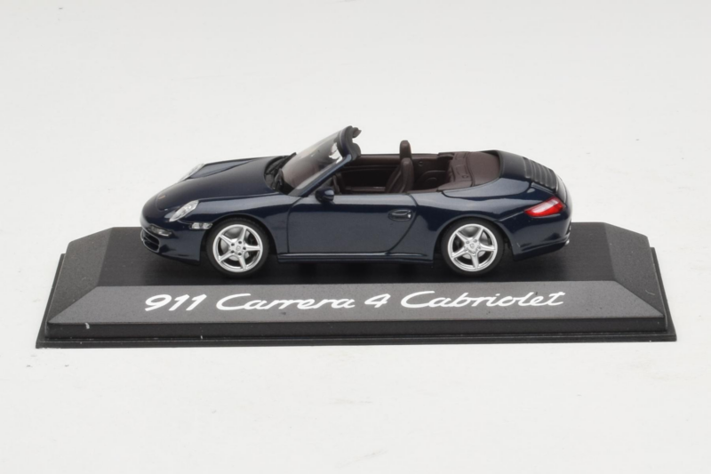 Porsche 911 997 Carrera 4 Avoauto Tummansininen Minichamps 1:43 WAP02015216-P1 Metalli