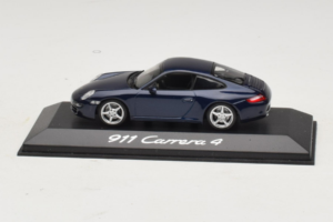 Porsche 911 997 Carrera 4 Dark Blue Metallic Minichamps 1:43 WAP02010016 Metalli