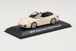 Porsche 911 997 Carrera Avoauto Valkoinen Minichamps 1:43 WAP02001118 Metalli — kuva 2 / 5