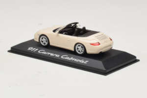 Porsche 911 997 Carrera Avoauto Valkoinen Minichamps 1:43 WAP02001118 Metalli — kuva 3 / 5