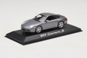 Porsche 911 997 Carrera S Grey Metallic Minichamps 1:43 WAP02011615-P1 Metalli — kuva 2 / 4