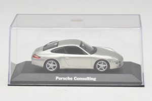 Porsche 911 997 Carrera Silver Metallic Minichamps 1:43 WAP02011515 Metalli — kuva 4 / 5