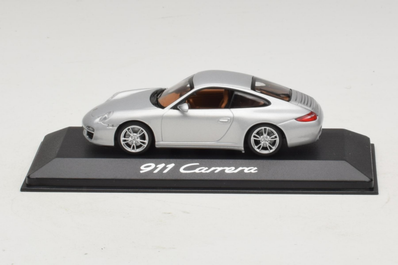 Porsche 911 997 Carrera Silver Metallic Minichamps 1:43 WAP02001218 Metalli