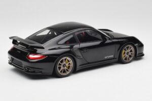 Porsche 911 997 GT2 RS Musta & Hopea Vanteet Minichamps 1:18 100069401 Metalli — kuva 3 / 8