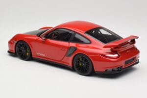 Porsche 911 997 GT2 RS Punainen Mustilla Vanteilla Minichamps 1:18 100069407 Metalli — kuva 7 / 8