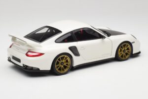 Porsche 911 997 GT2 RS Valkoinen & Kulta Vanteet Minichamps 1:18 100069406 Metalli — kuva 3 / 8