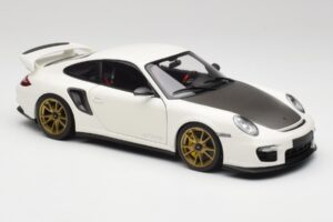 Porsche 911 997 GT2 RS Valkoinen & Kulta Vanteet Minichamps 1:18 100069406 Metalli — kuva 6 / 8