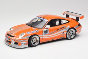Porsche 911 997 GT3 R #88 Porsche Consulting 2005 AUTOart 1:18 77821 Metalli