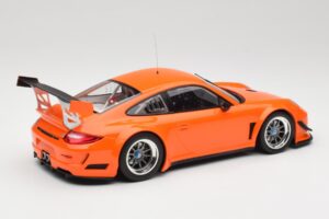 Porsche 911 997 GT3 R Street Oranssi Minichamps 1:18 151108901 Metalli — kuva 2 / 6