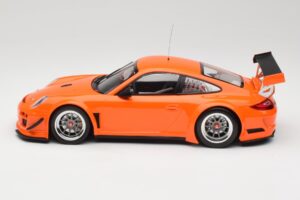Porsche 911 997 GT3 R Street Oranssi Minichamps 1:18 151108901 Metalli — kuva 3 / 6
