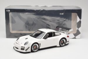 Porsche 911 997 GT3 R Street Valkoinen Minichamps 1:18 151108900 Metalli — kuva 6 / 6
