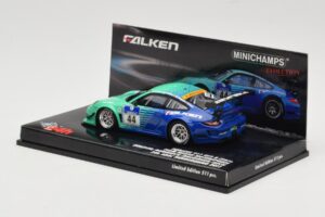 Porsche 911 997 GT3 R #44 Team Falken S. Henzler / P. Dumbreck / M. Ragginger / S. Asch 24 Hours Nurburgring 2011 Minichamps  — kuva 3 / 4