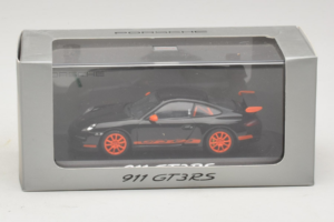 Porsche 911 997 GT3 RS Musta Oranssi Minichamps 1:43 WAP02012817 Metalli — kuva 4 / 4