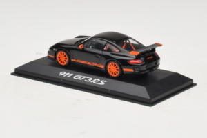 Porsche 911 997 GT3 RS Musta Oranssi Minichamps 1:43 WAP02012817-R1 Metalli — kuva 3 / 4