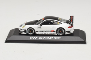 Porsche 911 997 GT3 RS #8 Valkoinen Minichamps 1:43 WAP02003018 Metalli