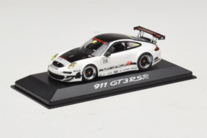 Porsche 911 997 GT3 RS Valkoinen Minichamps 1:43 WAP0203018 Metalli — kuva 2 / 4