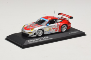 Porsche 911 997 GT3 RSR #80 J. Bergmeister / S. Neiman / D. Law 24 Hours of Le Mans 2009 Minichamps 1:43 400096980 Metalli — kuva 2 / 4