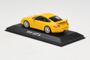 Porsche 911 997 GT3 Keltainen Minichamps 1:43 WAP02012116 Metalli — kuva 3 / 4