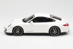 Porsche 911 997 GTS Valkoinen GT Spirit 1:18 GT287 Hartsi — kuva 3 / 6