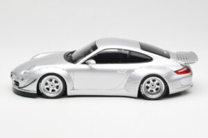 Porsche 911 997 RWB Abu Dhabi IXO 1:18 18CMC166 Metalli — kuva 3 / 6