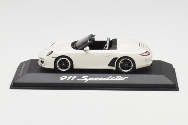 Porsche 911 997 Speedster Valkoinen Minichamps 1:43 WAP0200290B Metalli