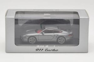 Porsche 911 997 Turbo Anthracite Grey Minichamps 1:43 WAP0200010A Metalli — kuva 4 / 4