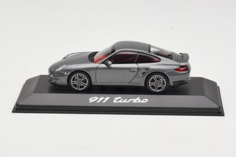 Porsche 911 997 Turbo Anthracite Grey Minichamps 1:43 WAP0200010A Metalli