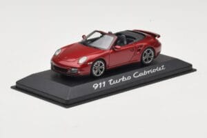 Porsche 911 997 Turbo Avoauto Punainen Minichamps 1:43 WAP0200130A Metalli — kuva 2 / 4
