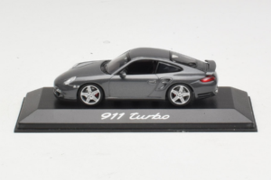 Porsche 911 997 Turbo Grey Metallic Minichamps 1:43 WAP02013116 Metalli
