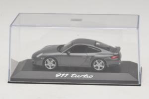 Porsche 911 997 Turbo Grey Metallic Minichamps 1:43 WAP02013016 Metalli — kuva 4 / 5