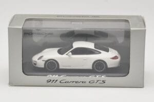 Porsche 911 997.2 Carrera GTS Valkoinen Minichamps 1:43 WAP0200200B Metalli — kuva 4 / 4