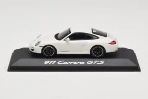 Porsche 911 997.2 Carrera GTS Valkoinen Minichamps 1:43 WAP0200200B Metalli