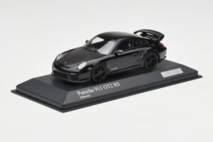 Porsche 911 997.2 GT2 RS Musta Mustilla Vanteilla Minichamps 1:43 400069404 Metalli — kuva 2 / 4