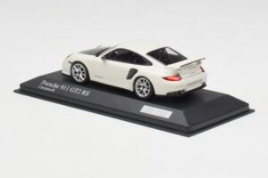 Porsche 911 997.2 GT2 RS Valkoinen Hopeisilla Vanteilla Minichamps 1:43 400069405 Metalli — kuva 3 / 4