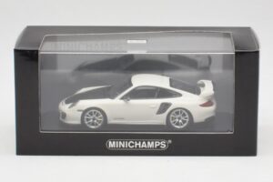 Porsche 911 997.2 GT2 RS Valkoinen Hopeisilla Vanteilla Minichamps 1:43 400069405 Metalli — kuva 4 / 4