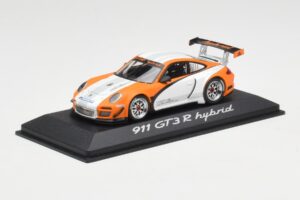 Porsche 911 GT3 R Hybrid 997.2 Presentation White Orange Minichamps 1:43 WAP0201170B Metalli — kuva 2 / 4