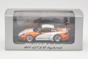 Porsche 911 GT3 R Hybrid 997.2 Presentation White Orange Minichamps 1:43 WAP0201170B Metalli — kuva 4 / 4