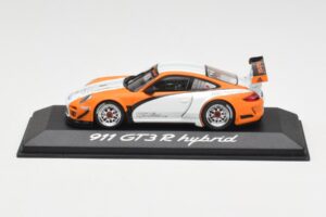 Porsche 911 GT3 R Hybrid 997.2 Presentation White Orange Minichamps 1:43 WAP0201170B Metalli