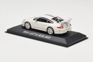 Porsche 911 997.2 GT3 RS 4.0 Valkoinen Minichamps 1:43 WAP0200010C Metalli — kuva 3 / 4