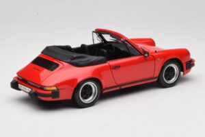Porsche 911 SC Avoauto Punainen Minichamps 1:18 100063030 Metalli — kuva 3 / 8