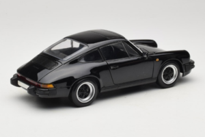 Porsche 911 Carrera 3.2 Musta Minichamps 1:18 100063060-R1 Metalli — kuva 3 / 8