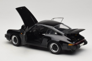 Porsche 911 Carrera 3.2 Musta Minichamps 1:18 100063060-R1 Metalli — kuva 5 / 8