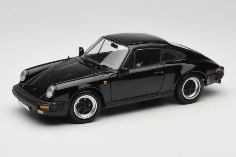 Porsche 911 Carrera 3.2 Musta Minichamps 1:18 100063060-R1 Metalli