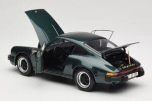 Porsche 911 Carrera Green Metallic Minichamps 1:18 100063022 Metalli — kuva 5 / 8