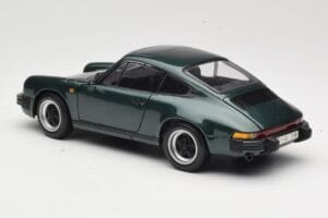 Porsche 911 Carrera Green Metallic Minichamps 1:18 100063022 Metalli — kuva 7 / 8