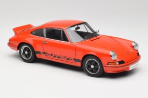 Porsche 911 Carrera RS 2.7 Oranssi & Mustat Raidat AUTOart 1:18 78054 Metalli — kuva 6 / 8