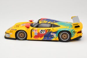 Porsche 911 GT1 #1 D. Rohr / R. Pilgrim / A. McNish 1997 UT Models 1:18 39724 Metalli — kuva 4 / 8