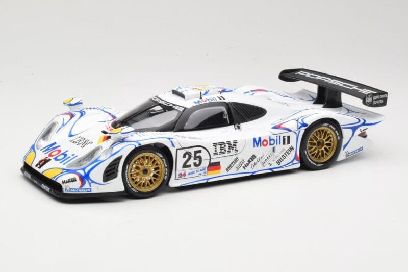 Porsche 911 GT1 #25 Porsche AG U. Alzen / J. Muller / B. Wollek 24 Hours of Le Mans 1998 Maisto 1:18 56052 Metalli